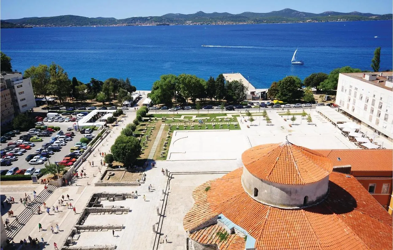 Awesome Apartment In Razanac With Wifi