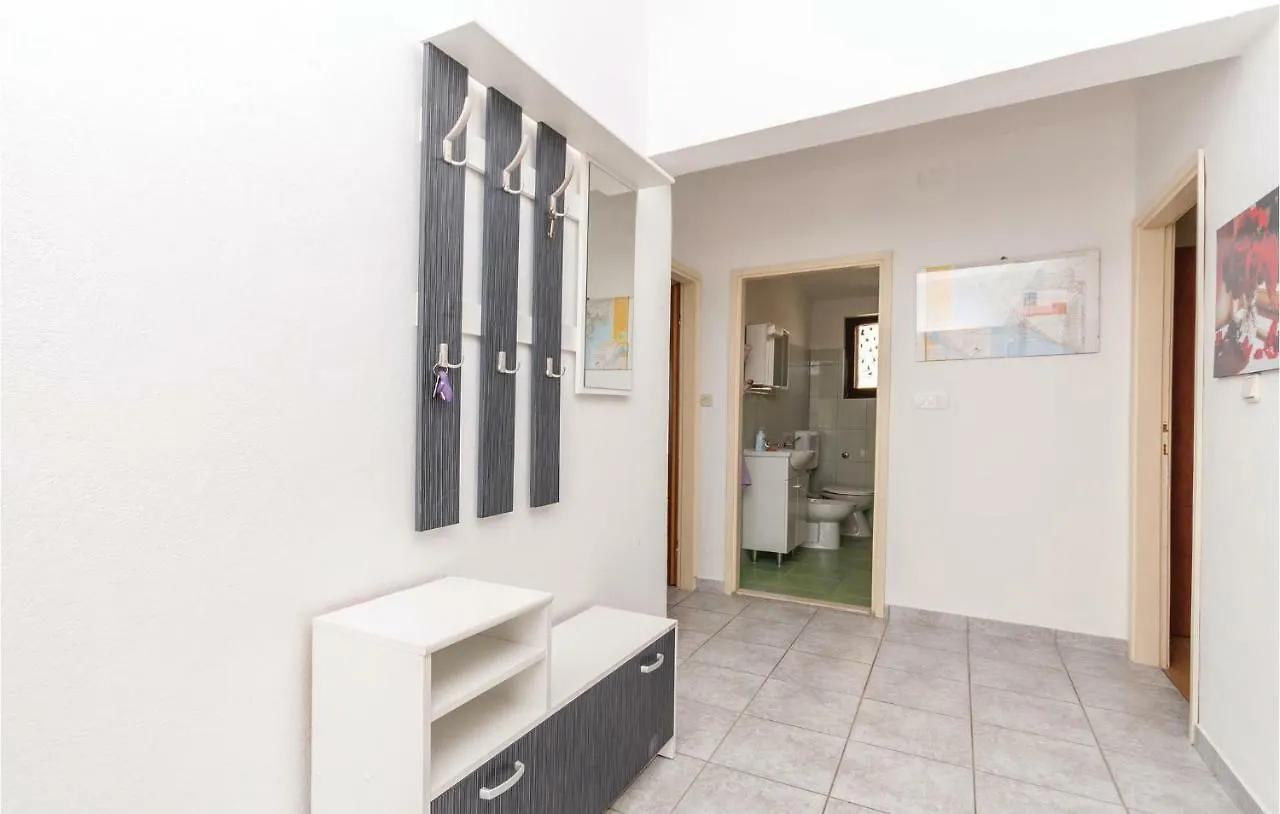 Awesome Apartment In Razanac With Wifi